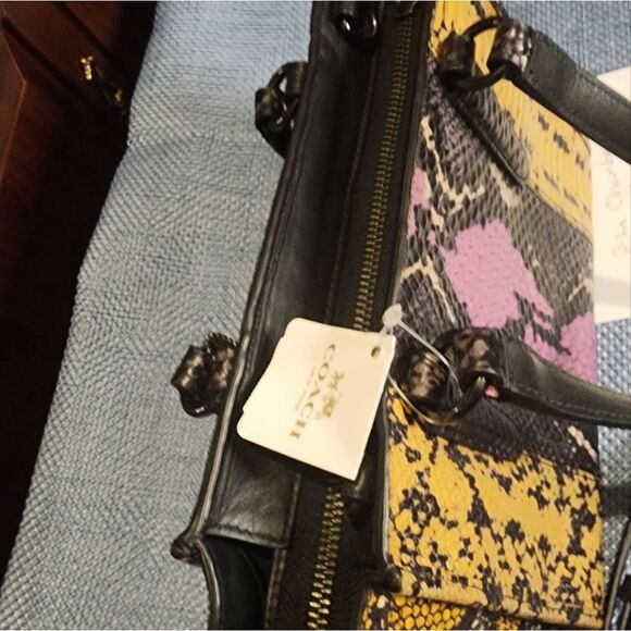 New Limited Edition Coach Python Skin Mini Tote - Picture 6 of 9